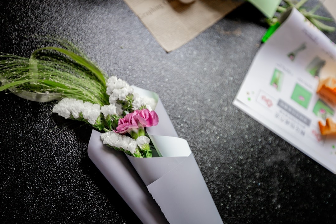 Local vs mail-in bouquet preservation cost